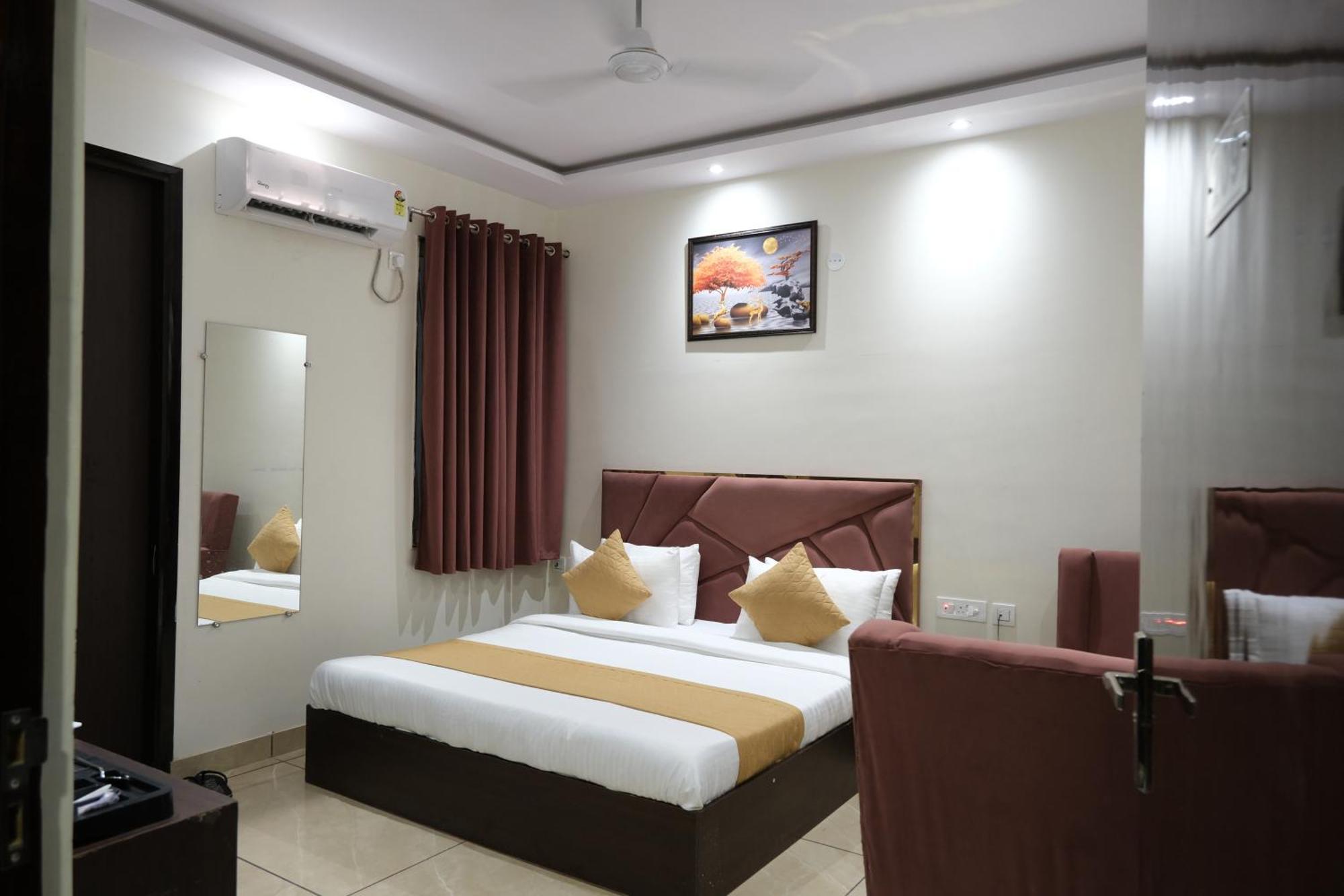 Hotel De Hocks Deluxe - New Delhi Railway Station Extérieur photo