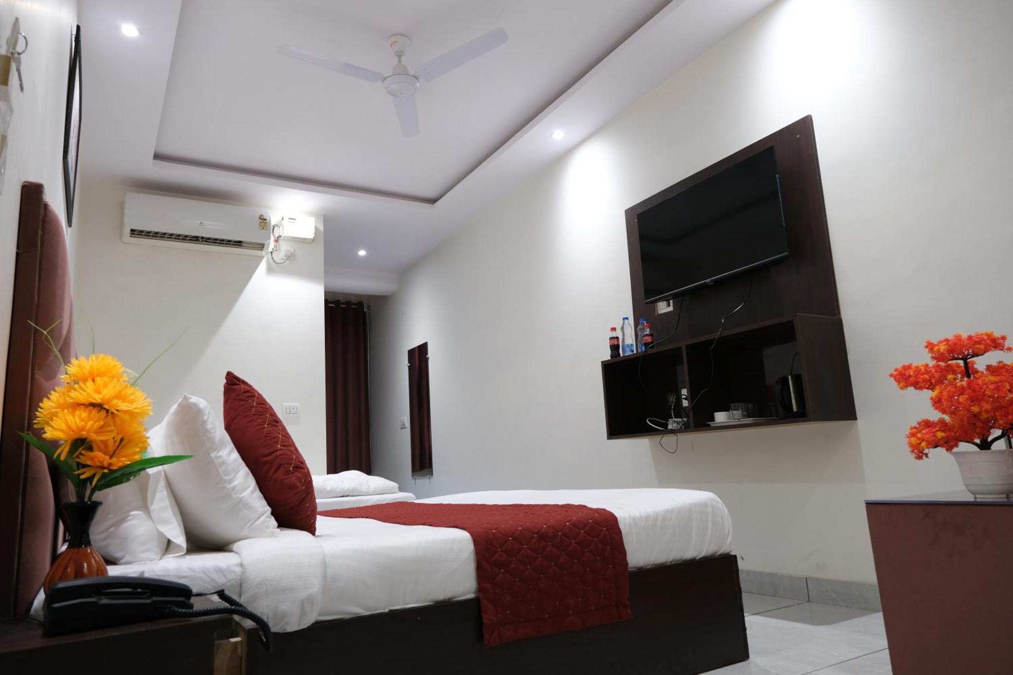 Hotel De Hocks Deluxe - New Delhi Railway Station Extérieur photo