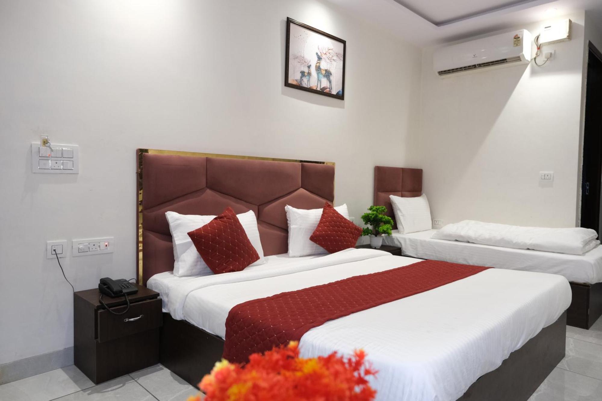 Hotel De Hocks Deluxe - New Delhi Railway Station Extérieur photo