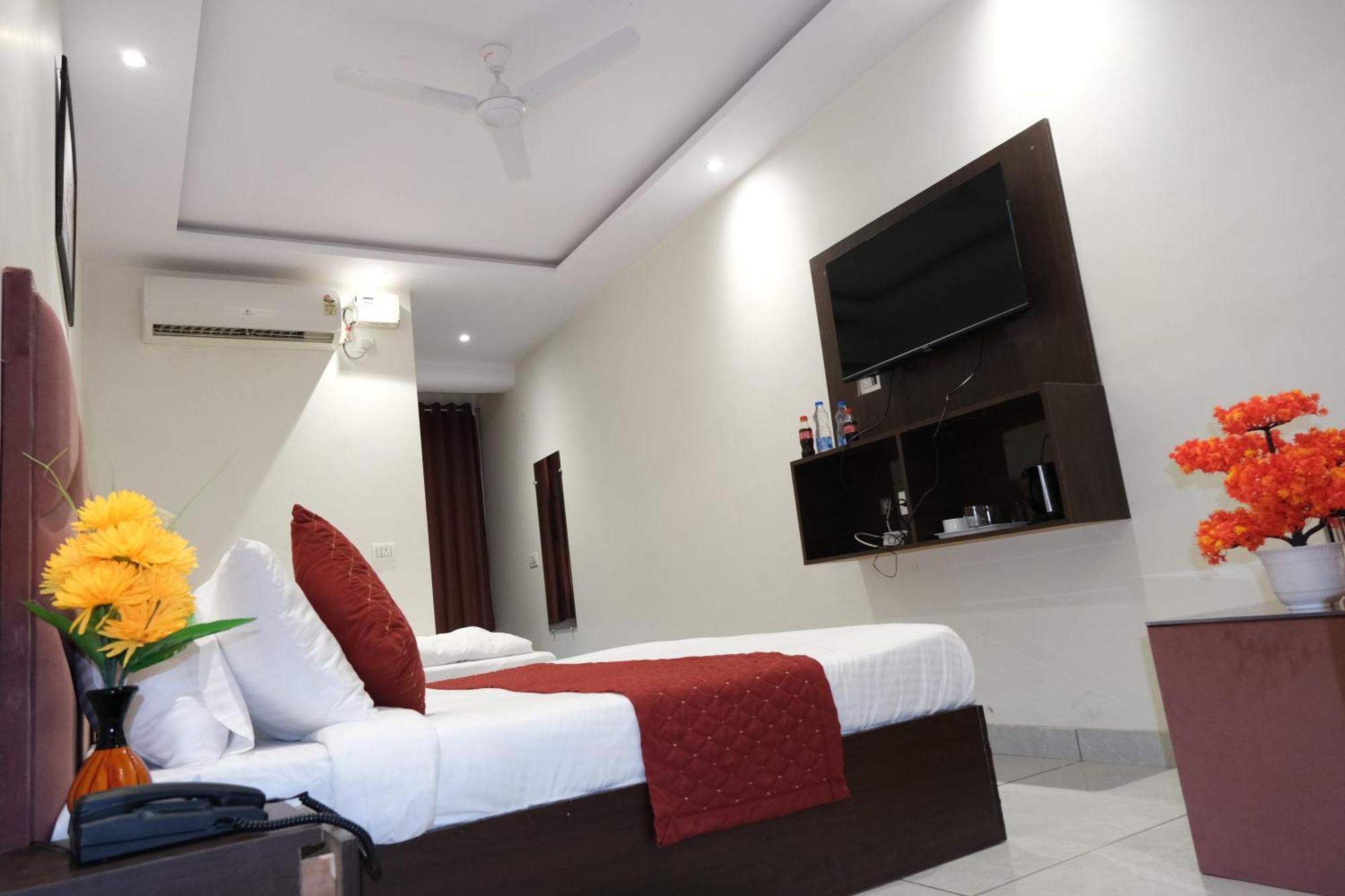 Hotel De Hocks Deluxe - New Delhi Railway Station Extérieur photo