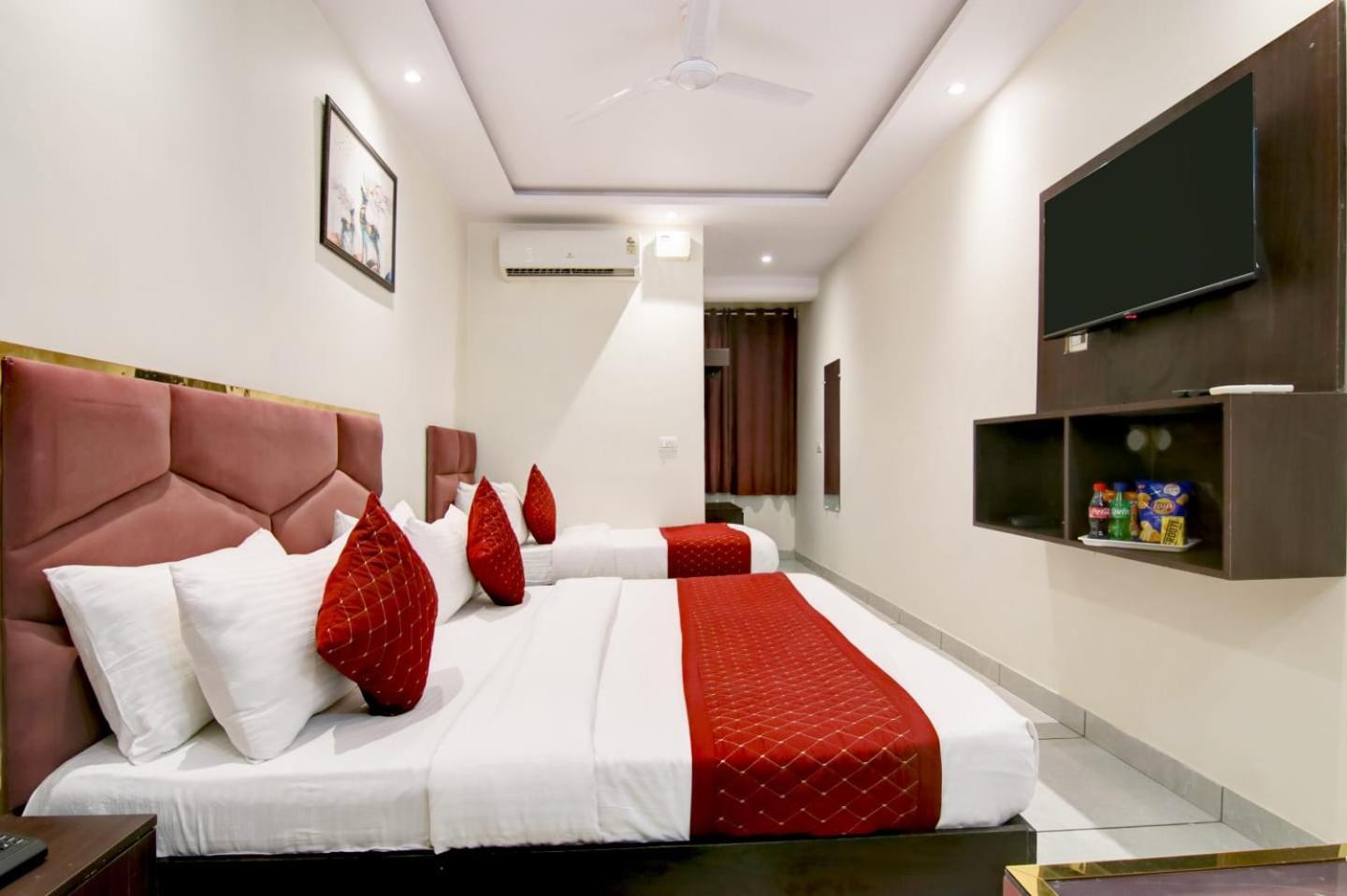 Hotel De Hocks Deluxe - New Delhi Railway Station Extérieur photo