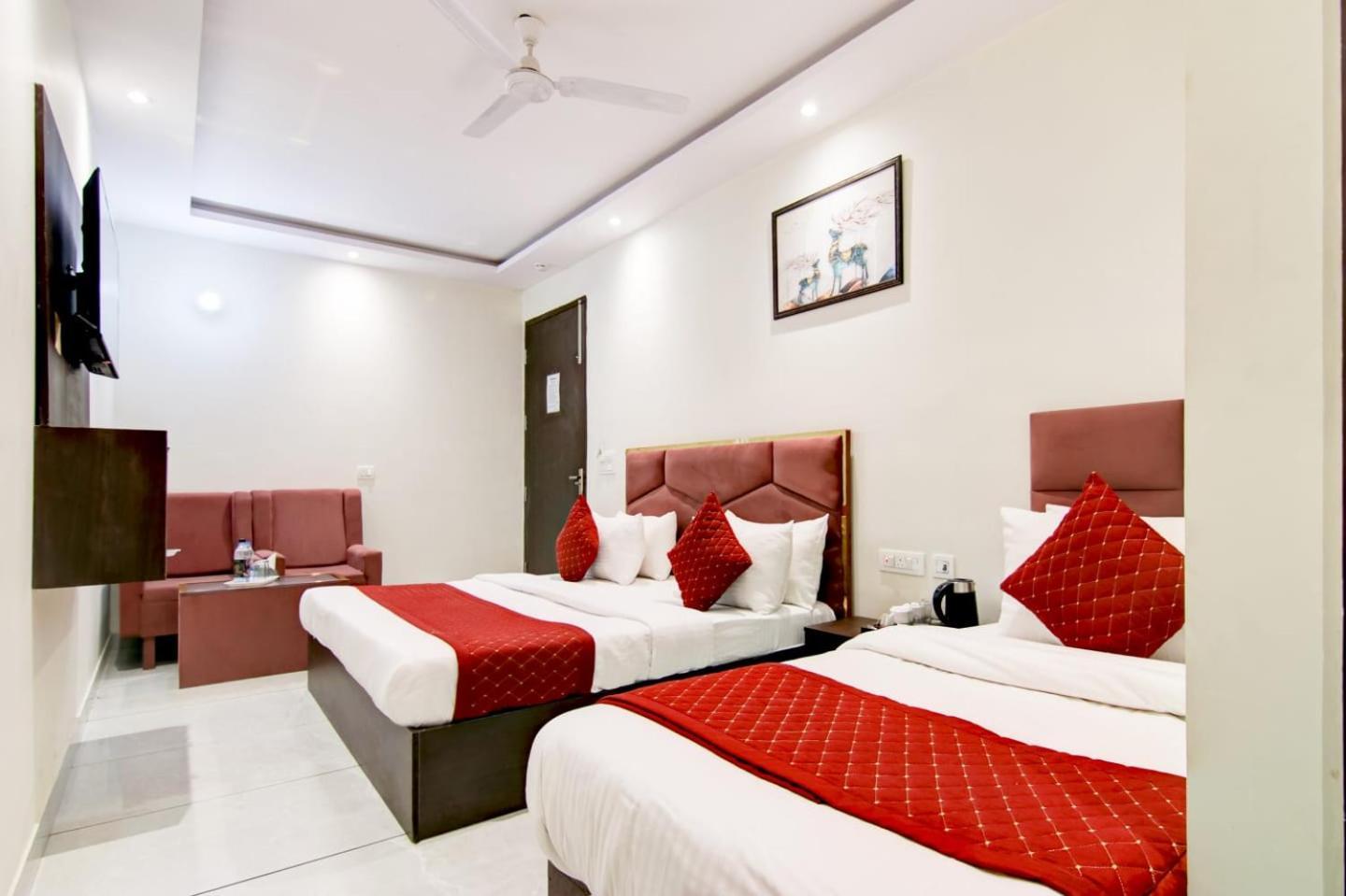 Hotel De Hocks Deluxe - New Delhi Railway Station Extérieur photo