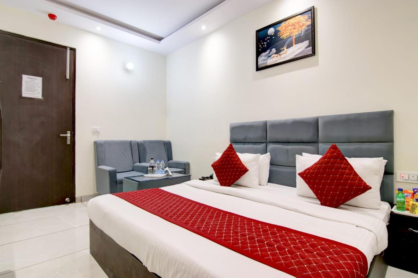 Hotel De Hocks Deluxe - New Delhi Railway Station Extérieur photo