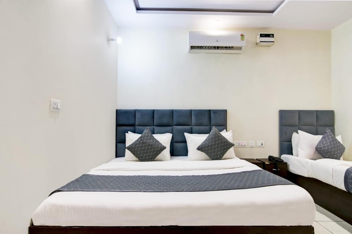 Hotel De Hocks Deluxe - New Delhi Railway Station Extérieur photo